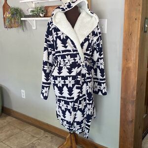 Vera Bradley cozy life Nordic striped  bathrobe womens size large XL navy blue w